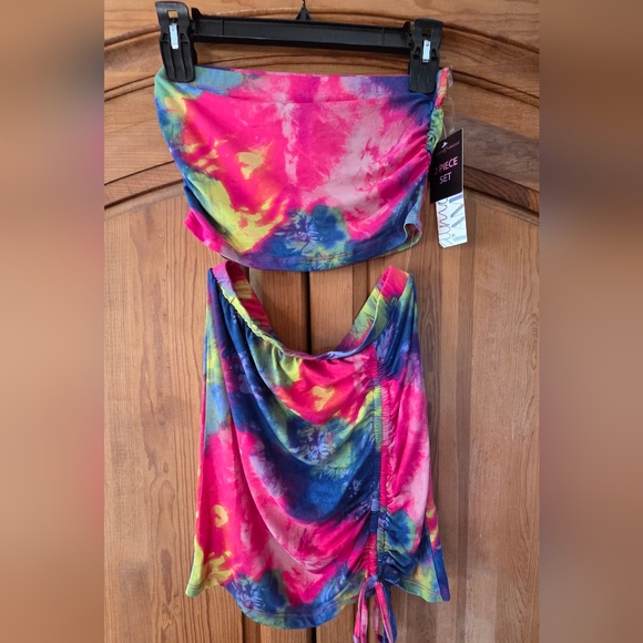 Juniors' Almost Famous Strapless Bandeau Top & Ruched Mini Skirt Set NEW $36 - Picture 2 of 8